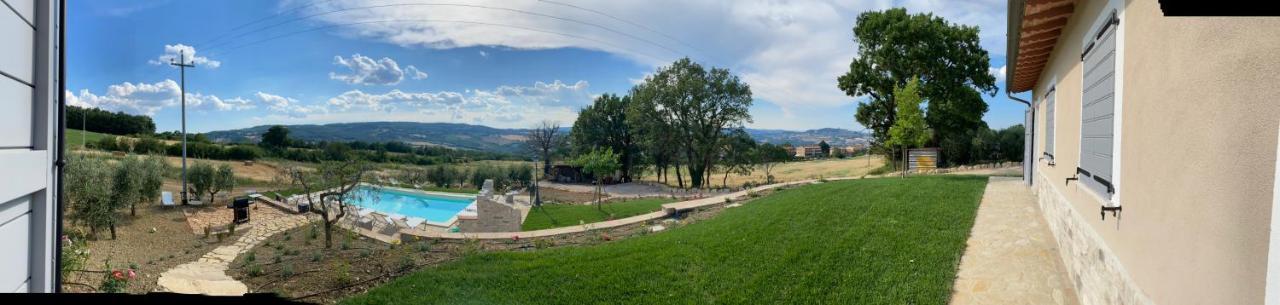 Appartamento Dell Agriturismo Pane E Olio Todi Exterior foto